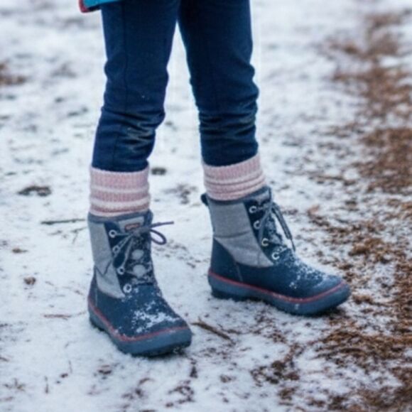 Keen Elsa lace up winter boots - Picture 1 of 10